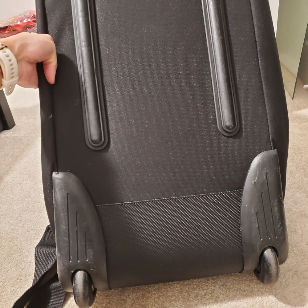 50L Herschel Rolling Duffle Bag - Picture 8 of 10